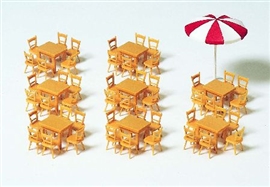 Zdjęcie Preiser 17201 - Stoły, krzesła i parasol.