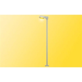 Zdjęcie Nowoczesna lampa uliczna. Żółte światło. 10 cm.