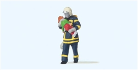 Zdjęcie Preiser 28251 - Strażak, ratujący dziecko.
